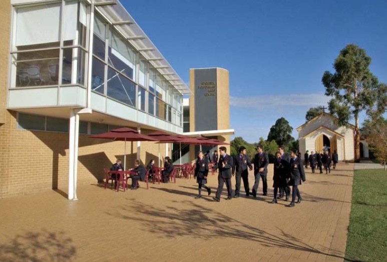 Nazareth College - Adelaide Schools