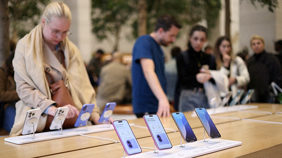 Apple's $250M Siri settlement: Are you owed cash? Adelaide Schools